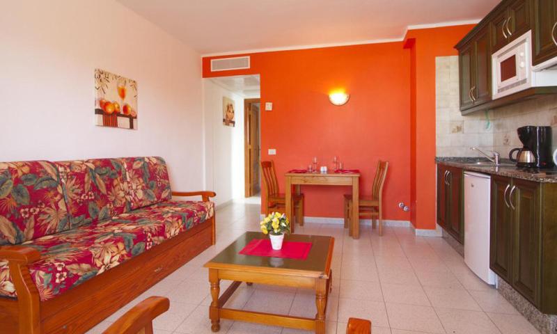 Montana Club Suite Hotel