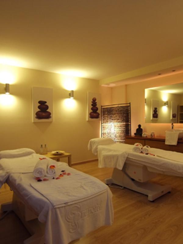 Grupotel Macarella Suites and Spa