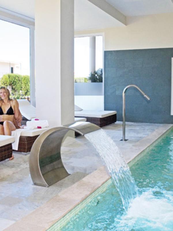 Grupotel Macarella Suites and Spa