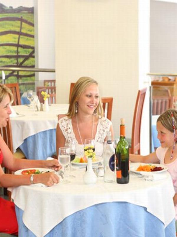 SunConnect Hotel Los Delfines