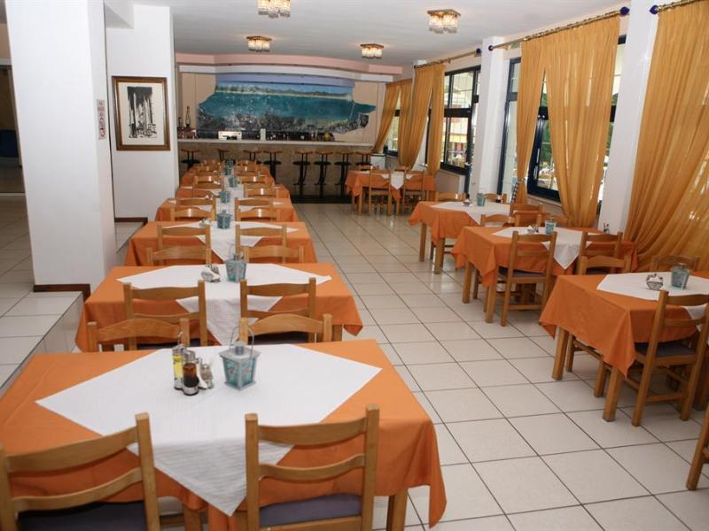 Ioannis Hotel