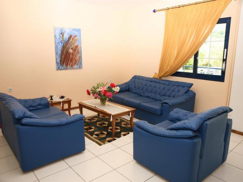 Ioannis Hotel