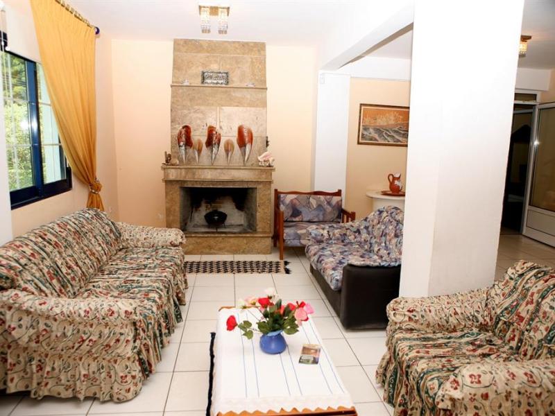 Ioannis Hotel
