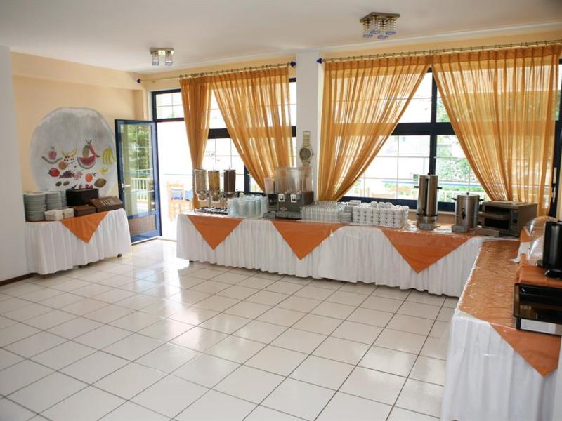 Ioannis Hotel