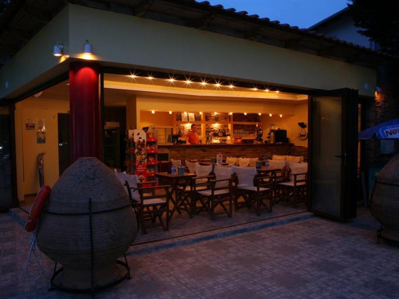 Ioannis Hotel
