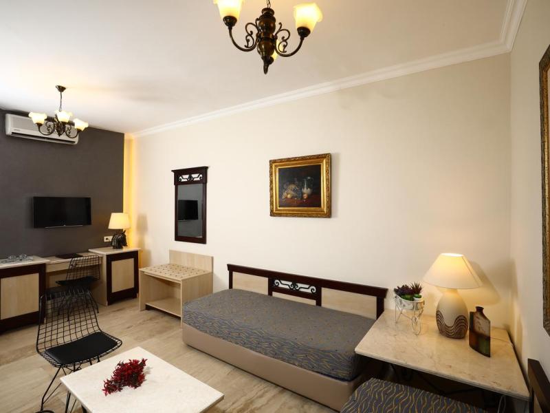 Cactus Fleur Beach Club