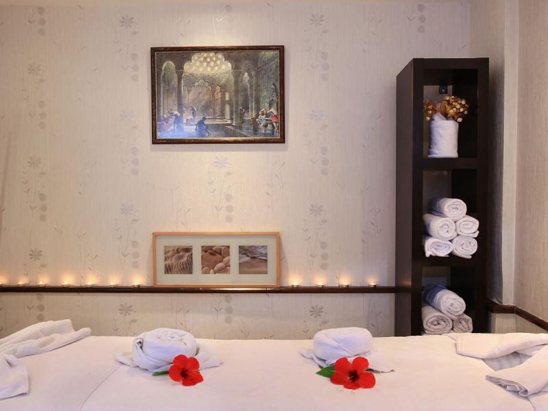 Cactus Paradise Club