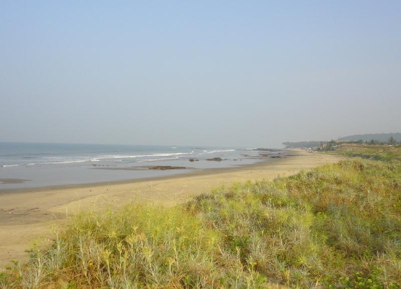 Morjim Club Beach Resort