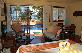 Palm Breeze Villa Boracay