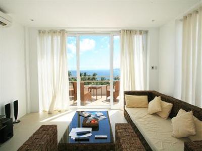 Tanawin Resort & Luxury Apartments