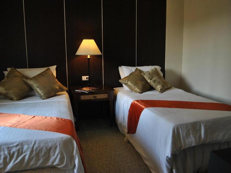 Arwana Hotel & Restaurant