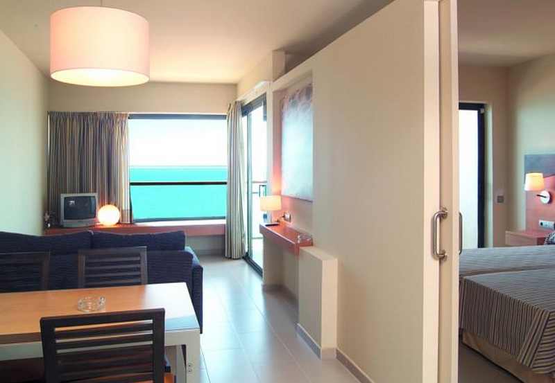 Ohtels Cap Roig
