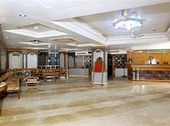 Chandra Inn