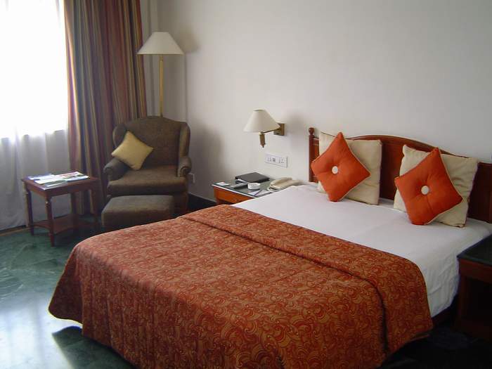 La Place Sarovar Portico