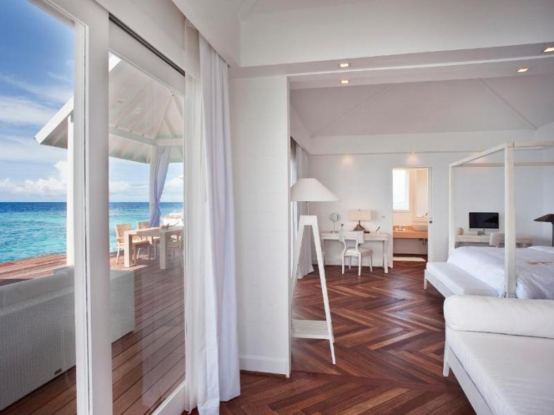 Diamonds Thudufushi Island