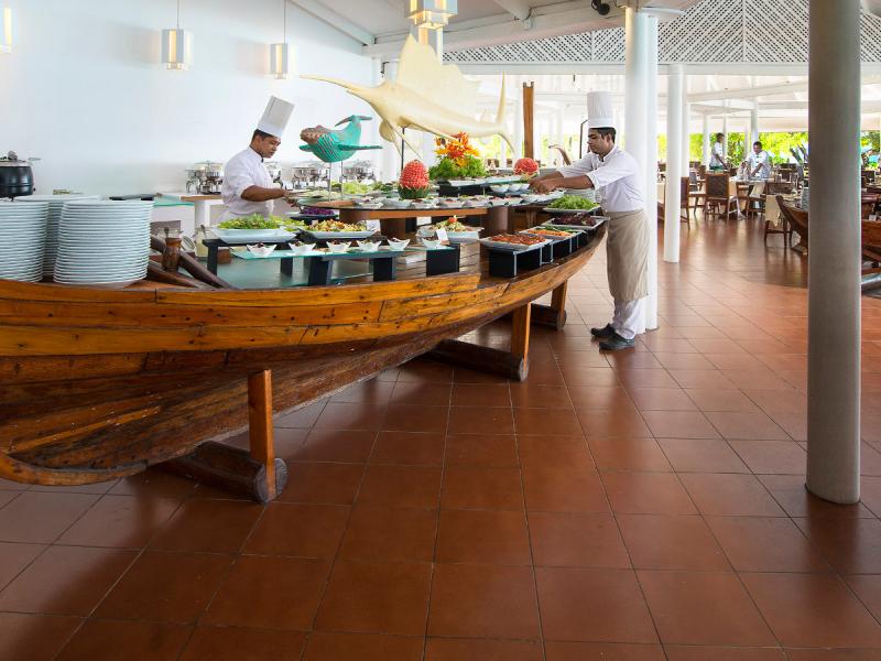 Diamonds Thudufushi Island