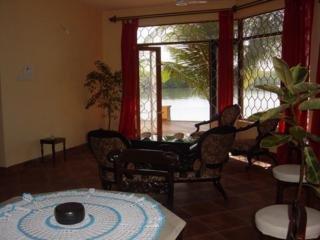 Britona Riverside Retreat