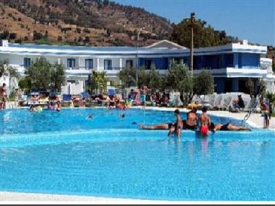 Cala Longa Hotel Club