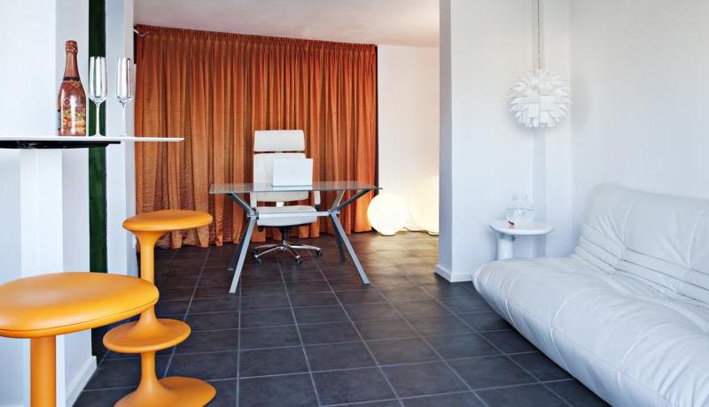 Avant Garde Suites