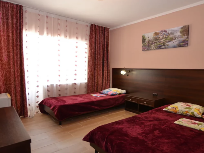 Дельфин база отдыха (Пересыпь)