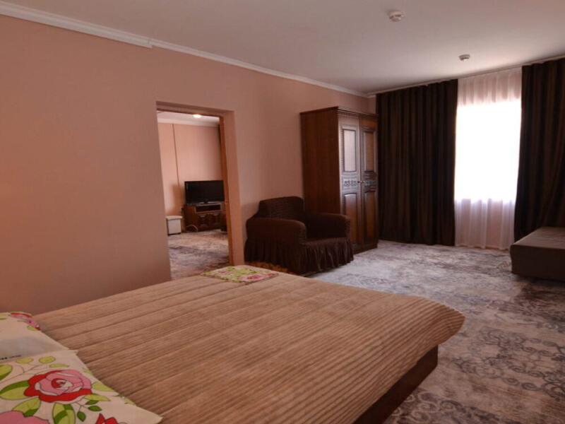 Дельфин база отдыха (Пересыпь)