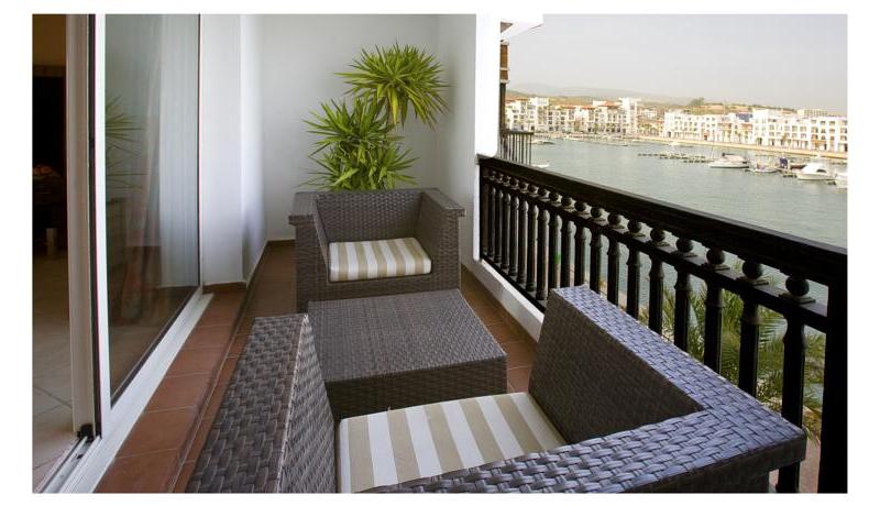 Bianca Beach Family & Resort