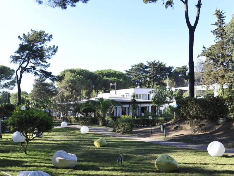 La Serra Holiday Village & Beach Resort