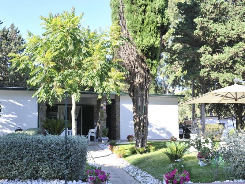 La Serra Holiday Village & Beach Resort