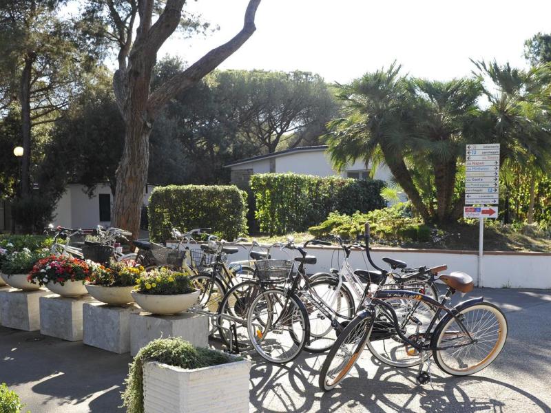 La Serra Holiday Village & Beach Resort