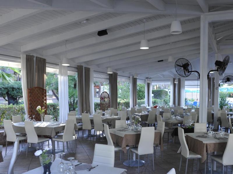 La Serra Holiday Village & Beach Resort