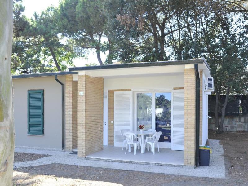 La Serra Holiday Village & Beach Resort