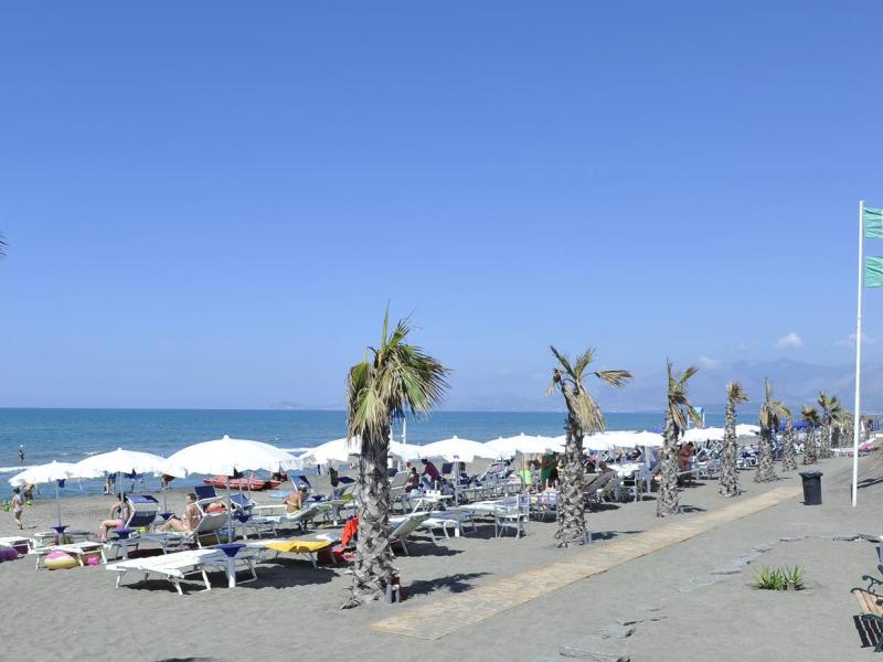La Serra Holiday Village & Beach Resort