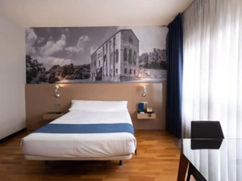 Campus Aparthotel