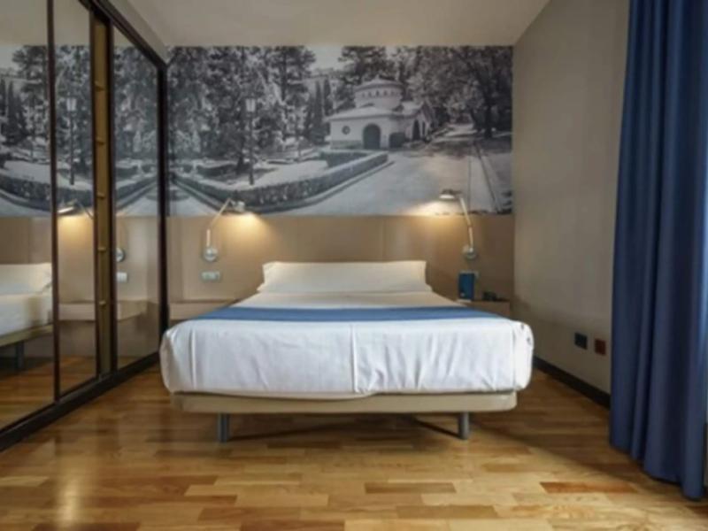 Campus Aparthotel