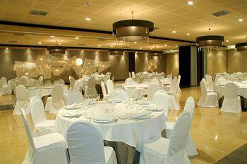 Husa Santo Domingo Plaza Hotel