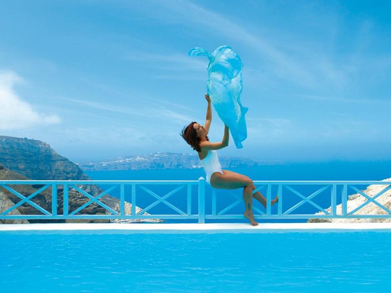 Lilium Santorini Hotel