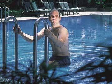 Ambassador Row Hotel Suites by Lanson Place