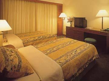 Ambassador Row Hotel Suites by Lanson Place