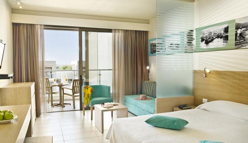 Alea Hotel & Suites