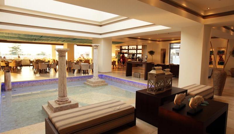 Alea Hotel & Suites