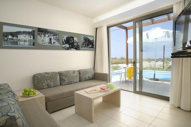 Alea Hotel & Suites
