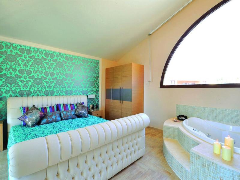 Alexandra Golden Boutique Hotel