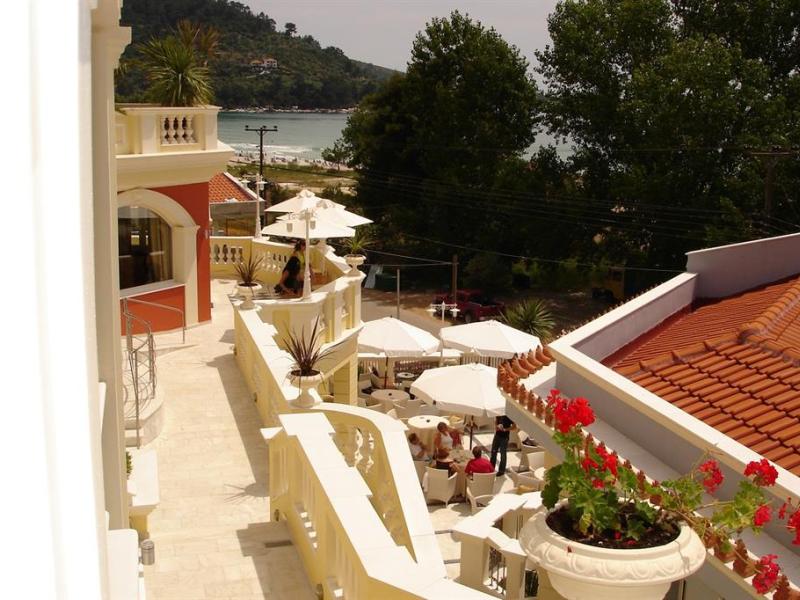 Enavlion Hotel