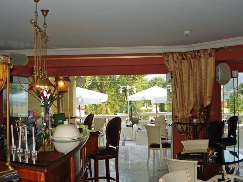 Enavlion Hotel