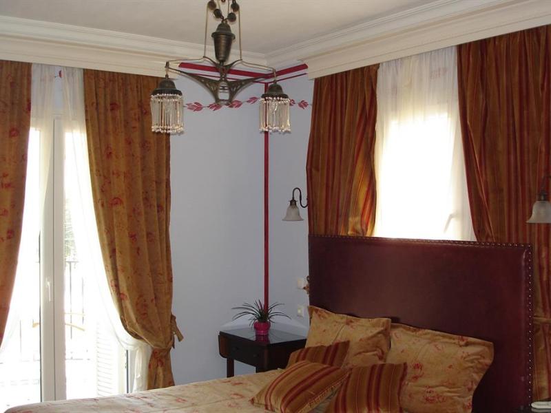 Enavlion Hotel