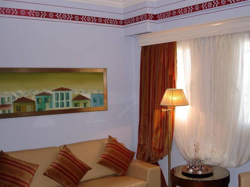 Enavlion Hotel