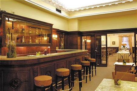 Windsor California Hotel