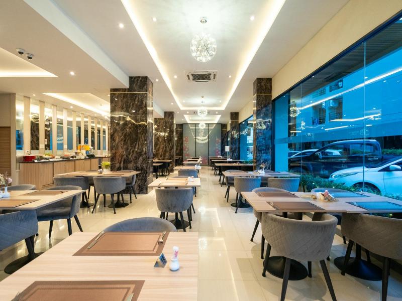 Patong Bay Residence