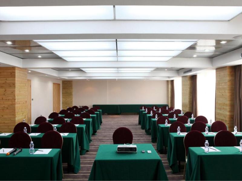 Ramada Plaza Shenzhen North