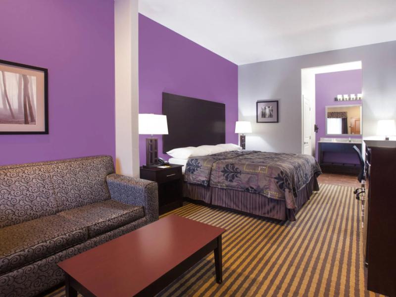 Ramada Plaza Shenzhen North